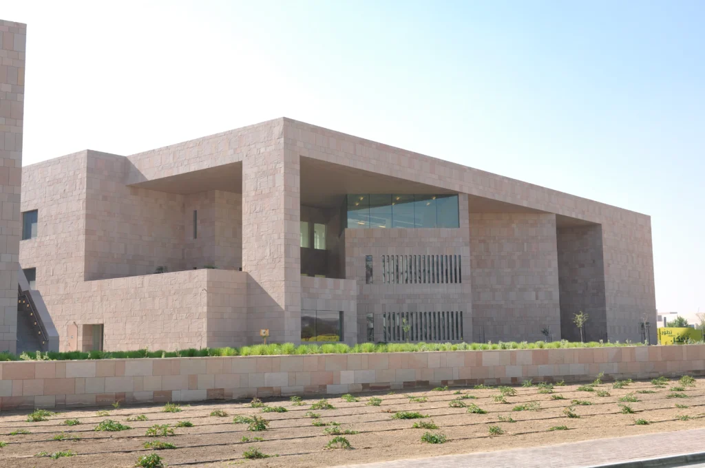 George Town University, Doha, Stone Fixing Systems